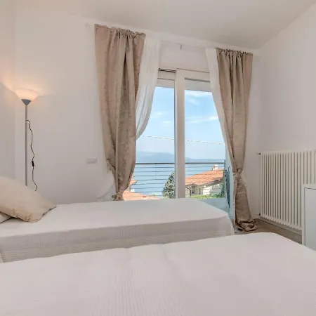 Luxury 1 Apartment Pulciano